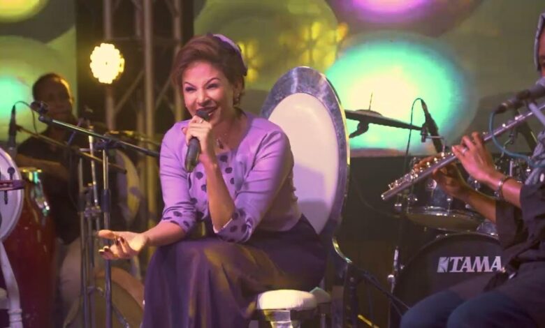 الفنانة نانسي عجاج