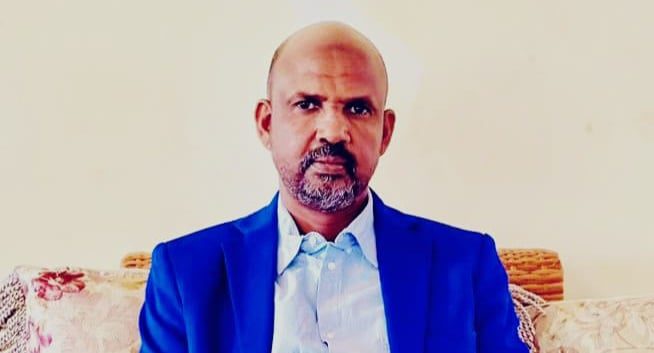 رئيس الإدارة المدنية لولاية شرق دارفور محمد إدريس خاطر