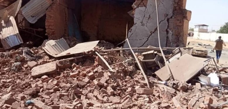 حرب الإنتهاكات وازدواجية المعايير