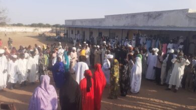 مبادرة شباب بحر العرب الخيرية تواصل دعم التعليم والبيئة