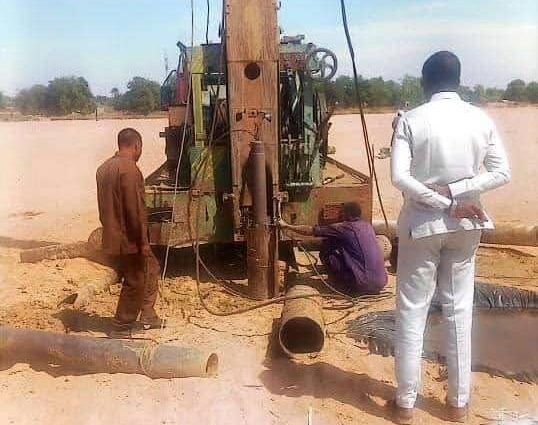 حفر ٤ ابار في نيالا